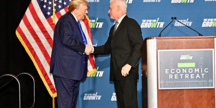 Top conservative group vows to ‘work closely’ with Trump on 2026 GOP primaries despite past clashes