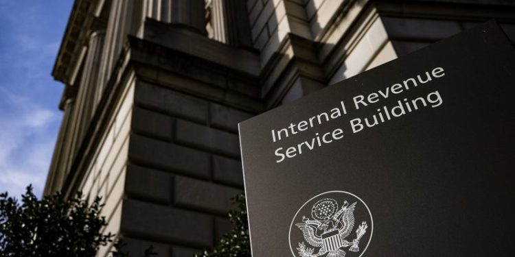 IRS to slash nearly 7K employees starting Thursday: reports