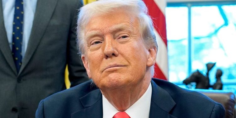 Republican Rep. Joe Wilson announces plan to propose $250 bill featuring Trump