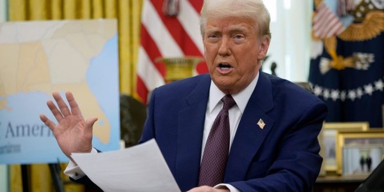 Trump signs late-night executive order abolishing handful of federal advisory boards