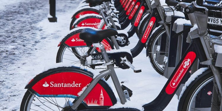 Santander branch closures: 95 UK branches to be shut in digital banking shift