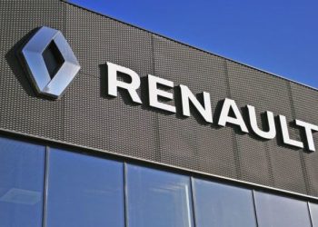 Renault stock price: insulated from trade war, but risky pattern forms