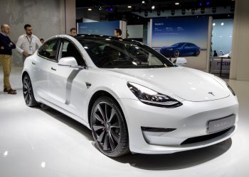 After Wednesday’s record rally, Tesla stock falls 6% today as analysts cut price targets