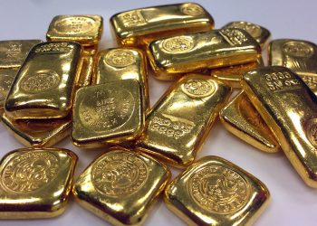 Best gold stocks and ETFs to buy as its price surges