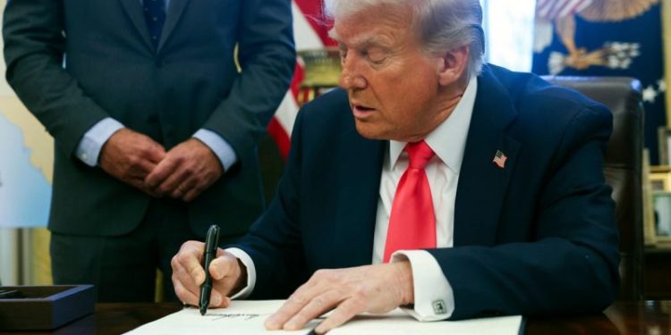 Trump directs agencies to follow Supreme Court rulings, as he continues to rein in administrative state