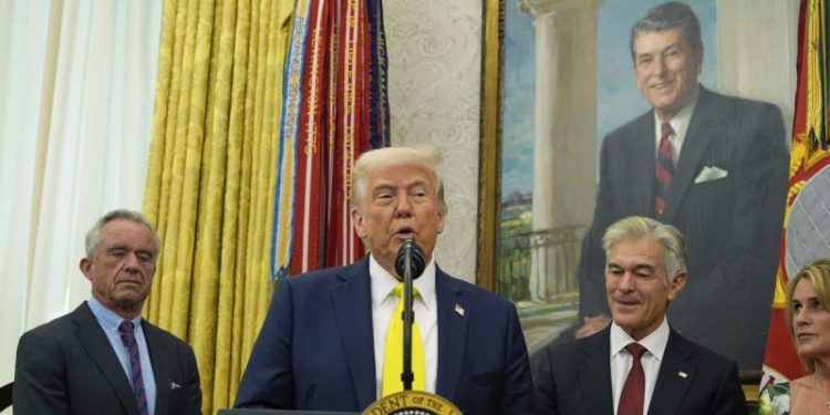 Trump says US will ‘take a pass’ on Ukraine peace efforts if Russia refuses to play ball