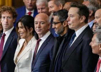 Trump-Bezos call sets stage for tense earnings report from Amazon