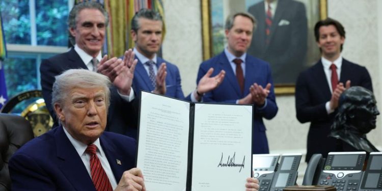 White House office tells agencies to apply ‘Gold Standard Science’ to depoliticize research, restore trust