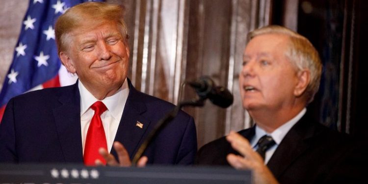 ‘Fully justified’: Graham plows ahead with Trump border funding despite Paul’s objections