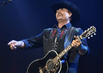 Country artist shares why he’s throwing his star power into race to replace top Republican