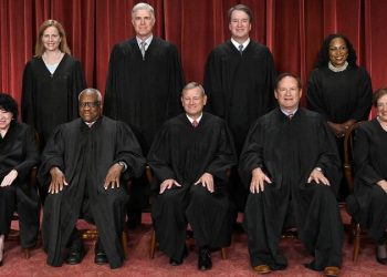 Federal judges anonymously criticize Supreme Court for overturning decisions with emergency rulings