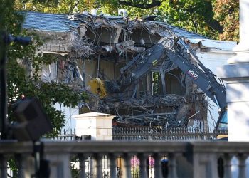 Trump breaks ground on massive White House ballroom project with private funding from ‘patriots’