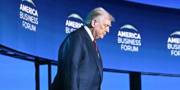 Trump appears to jab defeated Republicans, saying it’s ‘easy’ to win elections ‘when you talk about the facts’