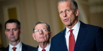 Bipartisan deal on Obamacare subsidies fades as Republicans push HSA plan