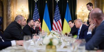 Trump, Zelenskyy say Ukraine peace deal close but ‘thorny issues’ remain after Florida talks