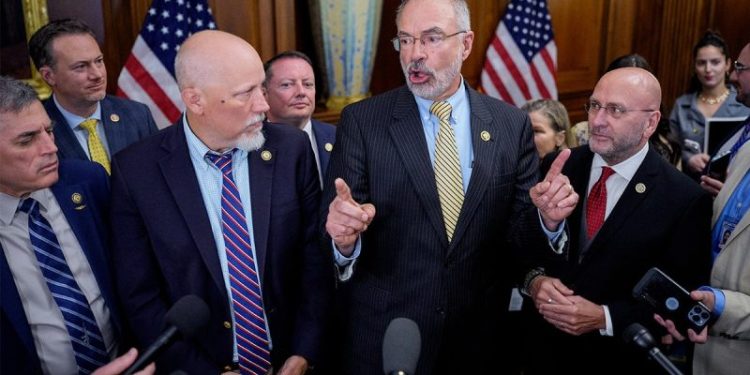 SCOOP: House Freedom Caucus lays out GOP battle plan ahead of Republicans’ huddle with Trump