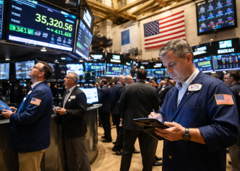 US stocks bounce back as Dow climbs 300 points despite sticky inflation