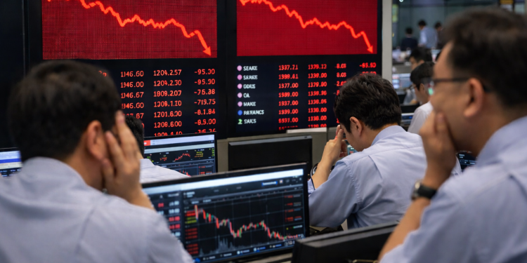 Morning brief: Asian markets fall, US launches new trade probe