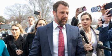 Schumer weaponizes Mullin nomination to demand DHS overhaul, says ‘rot’ goes beyond Noem